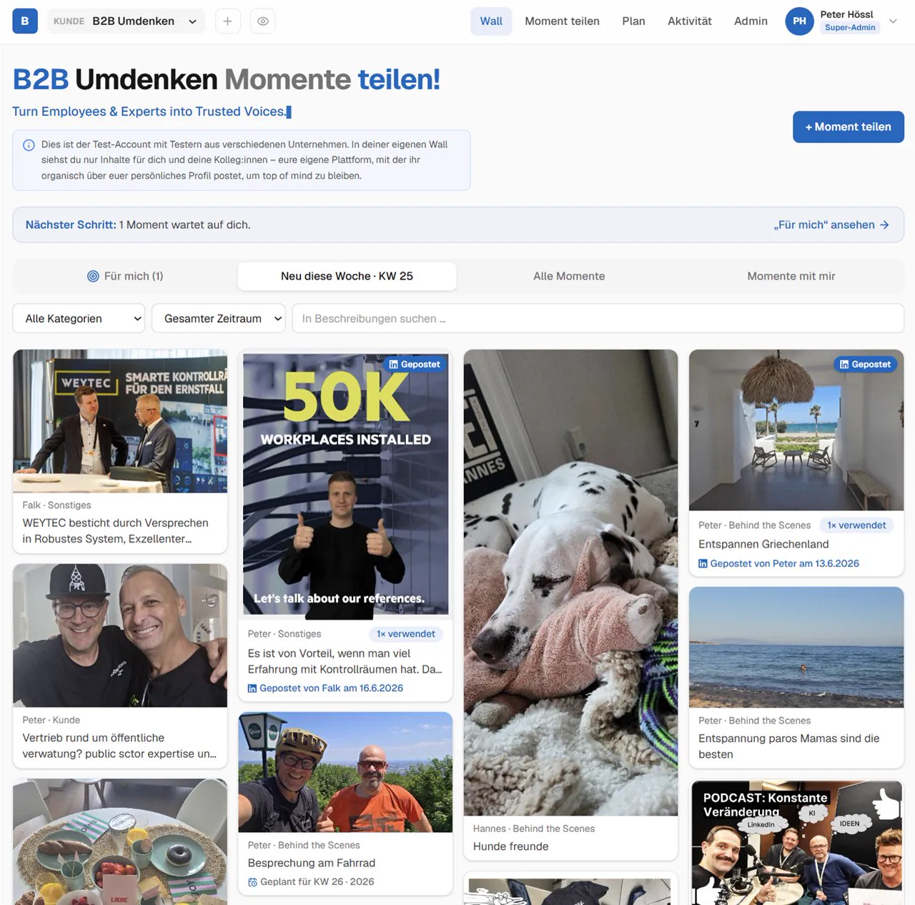 WerkMomente-Wall mit Event-Fotos und KI-Text-Vorschlägen